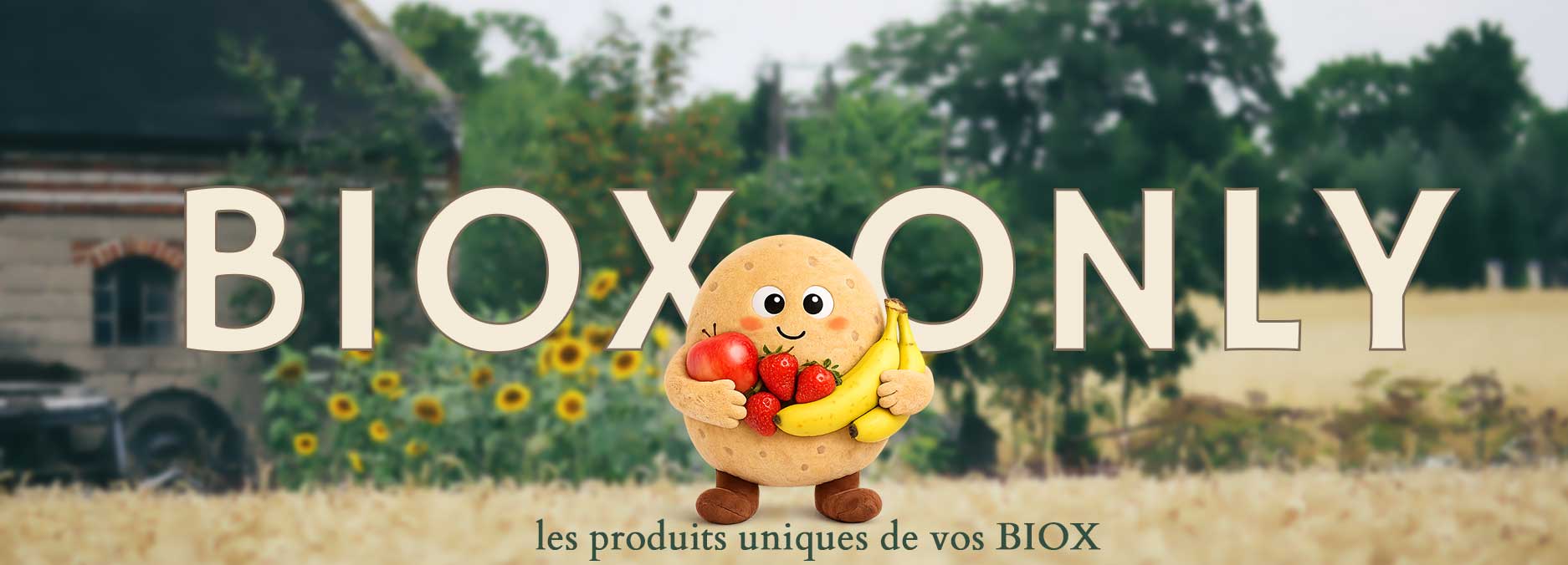 Petite Purée avec des fruits dans les bras dans un décors de ferme avec le texte suivant: BIOX Only, les produits uniques de vos BIOX
